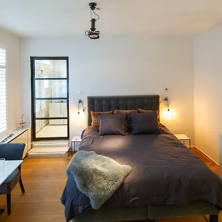 Zandvoort Studio Apartment *